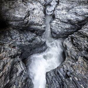 Wasser gegen Fels (Liechtensteinklamm bei St. Johann im Pongau, 
